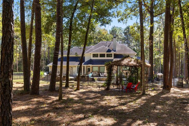 13322 Stonecrest Lane, Conroe, TX 77302