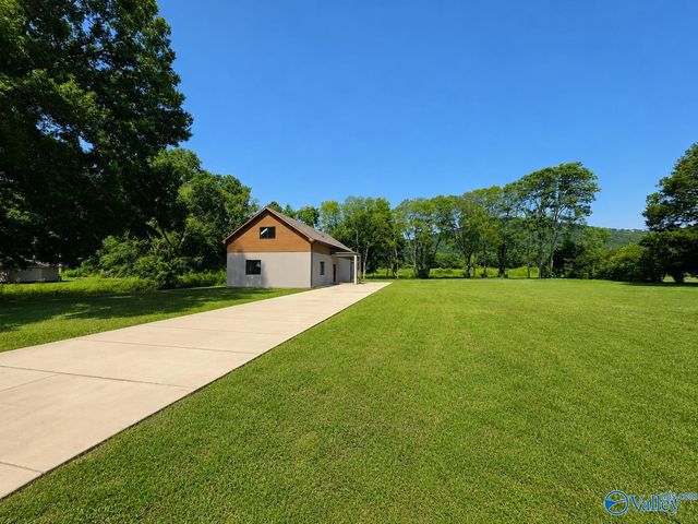 162 Woodside Drive, Owens Cross Roads, AL 35763