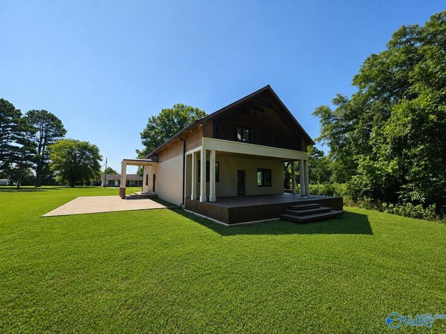 162 Woodside Drive, Owens Cross Roads, AL 35763