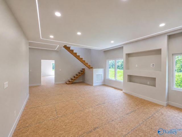 162 Woodside Drive, Owens Cross Roads, AL 35763