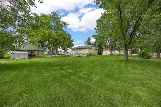 1311 Main Street, Ely, IA 52227