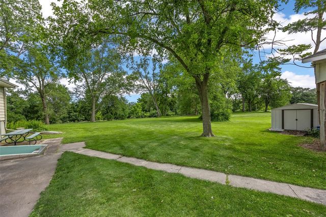 1311 Main Street, Ely, IA 52227