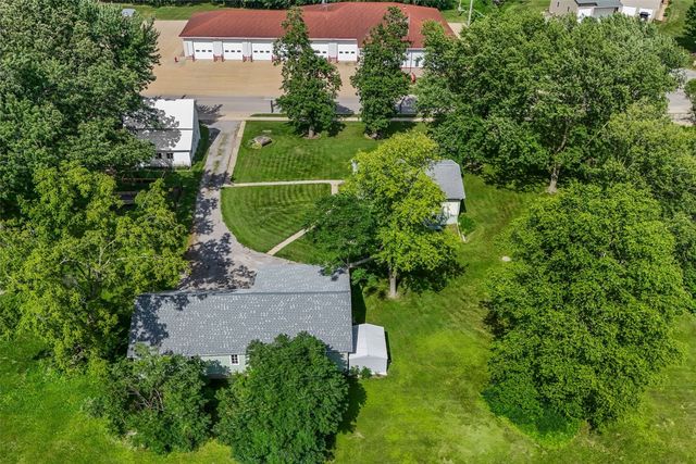 1311 Main Street, Ely, IA 52227