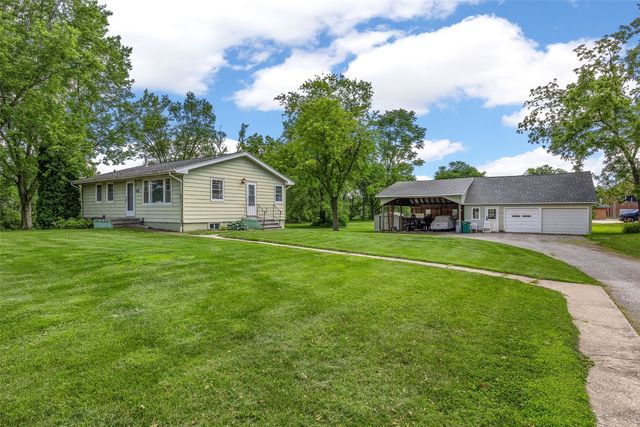 1311 Main Street, Ely, IA 52227