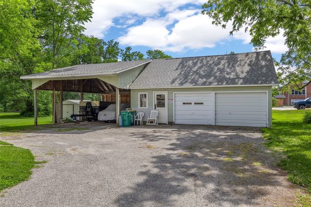 1311 Main Street, Ely, IA 52227
