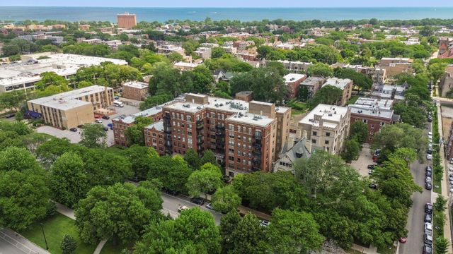 4537 S Drexel Boulevard 504, Chicago, IL 60653