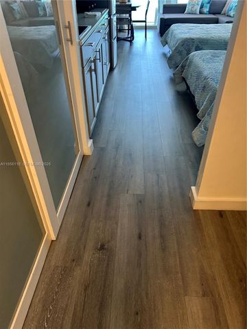 19201 Collins Avenue 611, Sunny Isles Beach, FL 33160