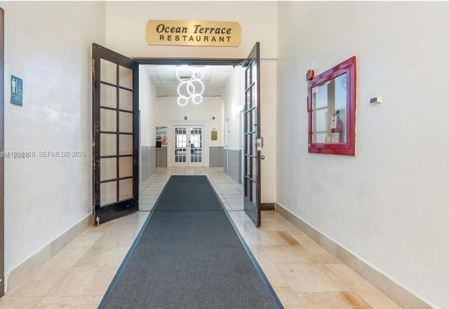 19201 Collins Avenue 611, Sunny Isles Beach, FL 33160