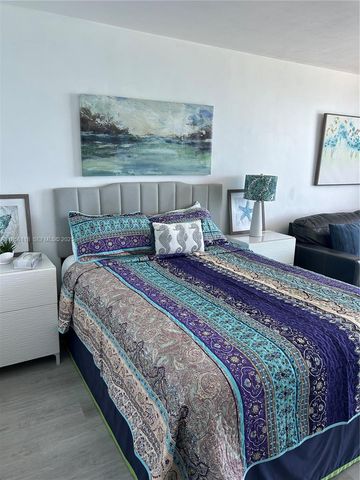 19201 Collins Avenue 611, Sunny Isles Beach, FL 33160