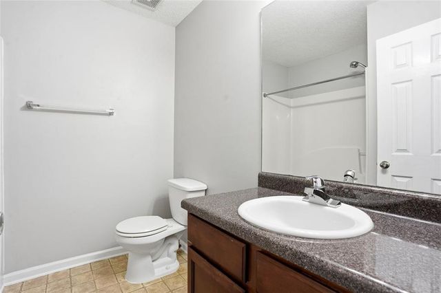 2157 Capella SW Circle, Atlanta, GA 30331