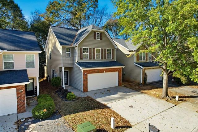 2157 Capella SW Circle, Atlanta, GA 30331