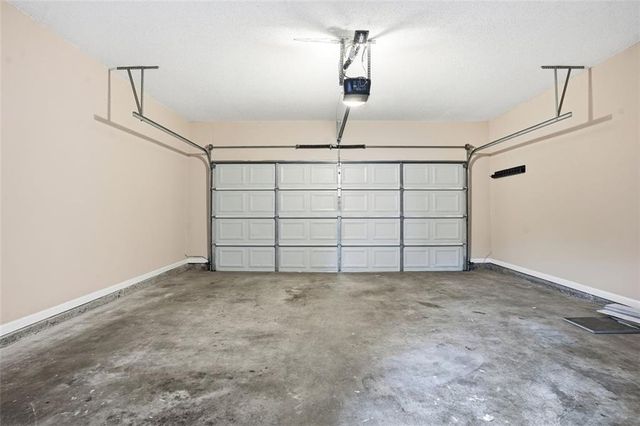 2157 Capella SW Circle, Atlanta, GA 30331