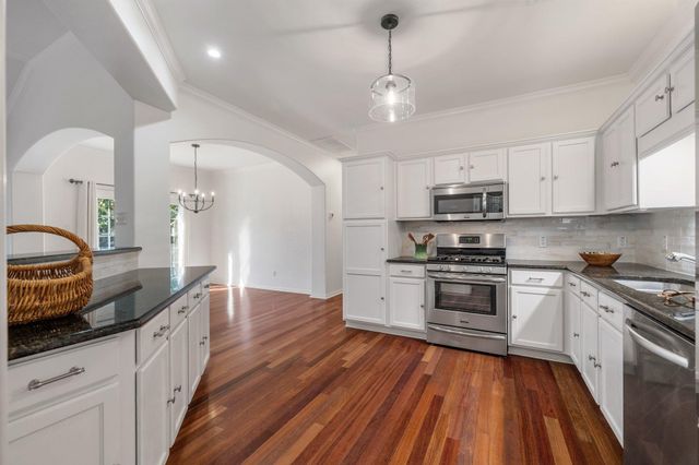 6801 Beckett RD 134L, Austin, TX 78749