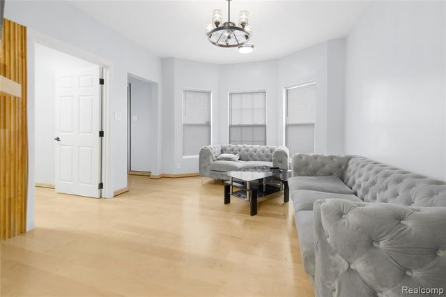 1261 Military Street, Detroit, MI 48209