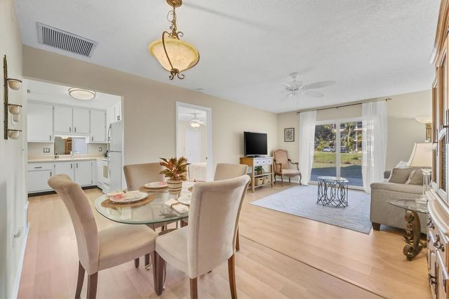 390 301 BOULEVARD W 27C, Bradenton, FL 34205