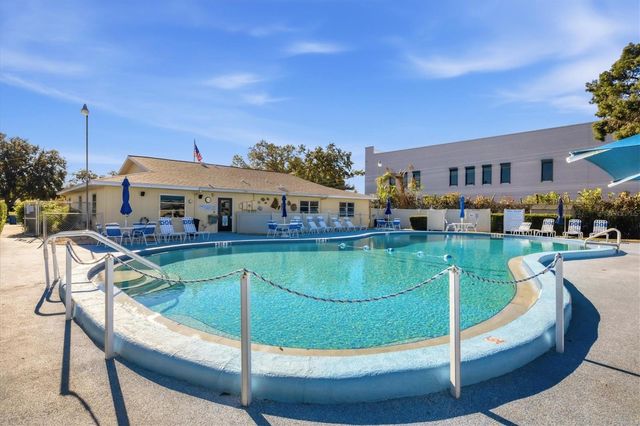 390 301 BOULEVARD W 27C, Bradenton, FL 34205