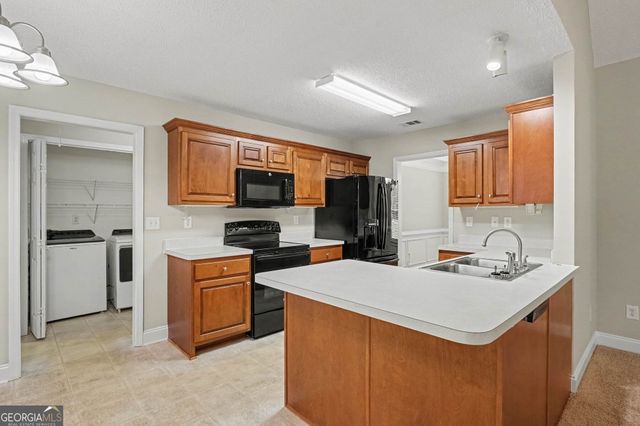 100 Loam Drive, Mcdonough, GA 30252