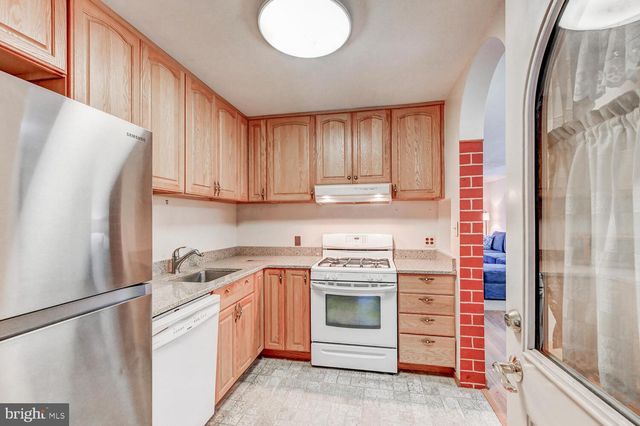 2200 ELLEN AVE, Baltimore, MD 21234