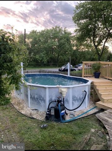 2200 ELLEN AVE, Baltimore, MD 21234