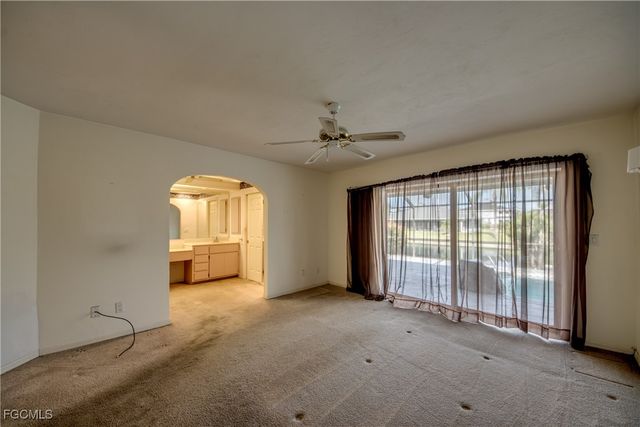 2313 SE 8th TER, Cape Coral, FL 33990