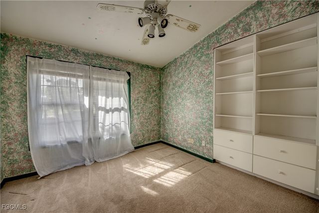 2313 SE 8th TER, Cape Coral, FL 33990