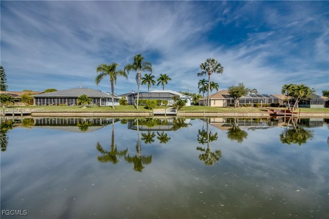 2313 SE 8th TER, Cape Coral, FL 33990