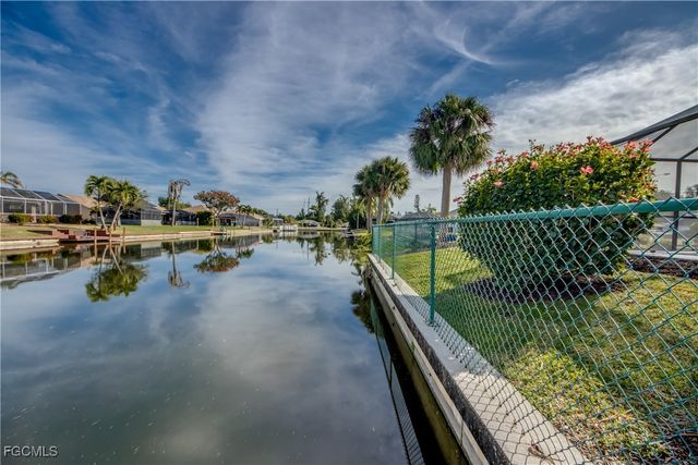 2313 SE 8th TER, Cape Coral, FL 33990