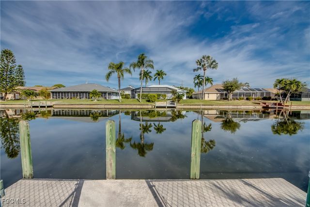 2313 SE 8th TER, Cape Coral, FL 33990