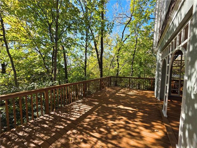 1616 Louisiana Street, Lawrence, KS 66044