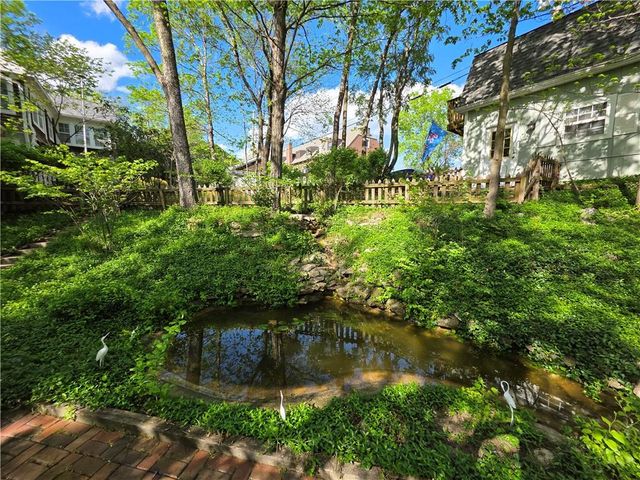 1616 Louisiana Street, Lawrence, KS 66044