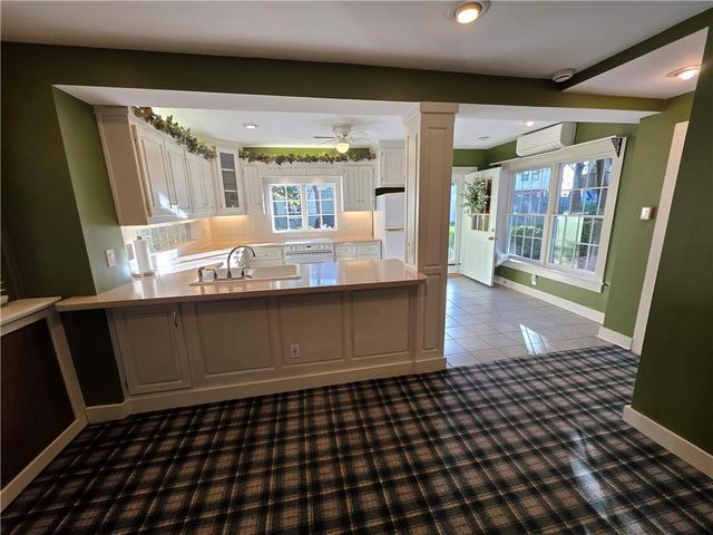 1616 Louisiana Street, Lawrence, KS 66044