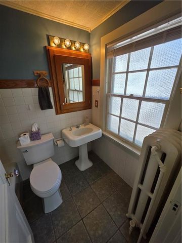 1616 Louisiana Street, Lawrence, KS 66044