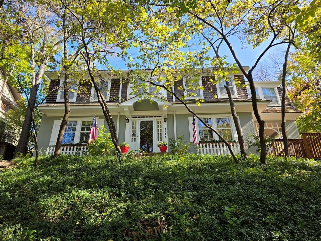 1616 Louisiana Street, Lawrence, KS 66044