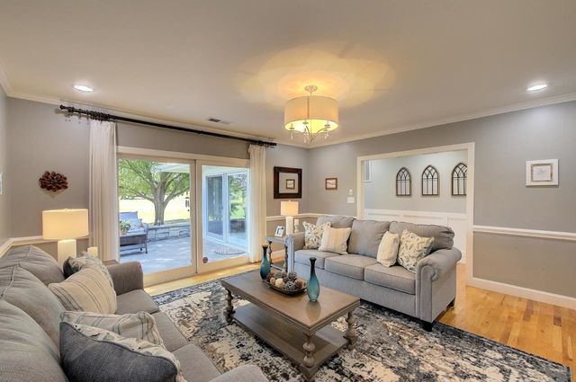 118 Saint Andrews Boulevard, Campobello, SC 29322
