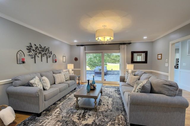 118 Saint Andrews Boulevard, Campobello, SC 29322