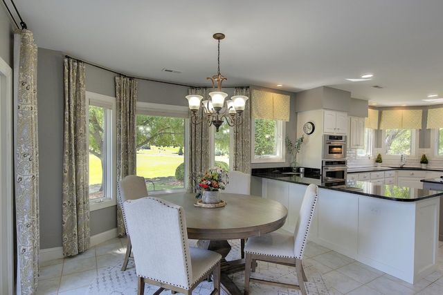 118 Saint Andrews Boulevard, Campobello, SC 29322