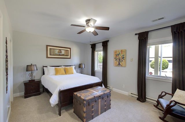 118 Saint Andrews Boulevard, Campobello, SC 29322