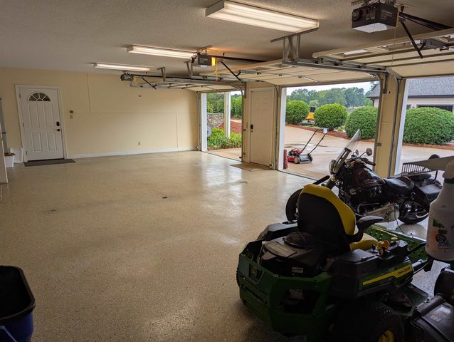 118 Saint Andrews Boulevard, Campobello, SC 29322