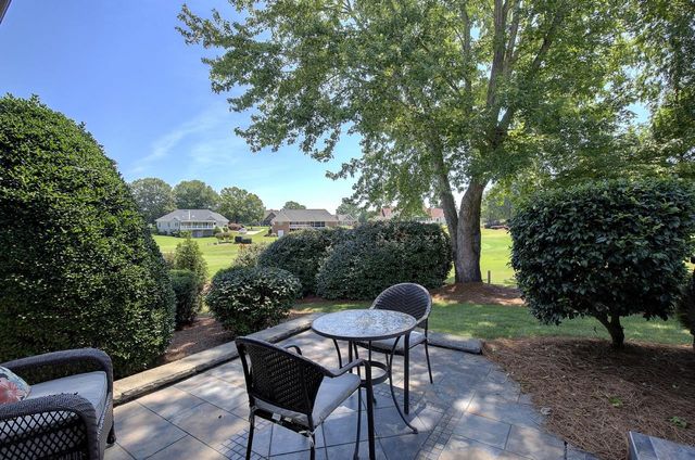 118 Saint Andrews Boulevard, Campobello, SC 29322