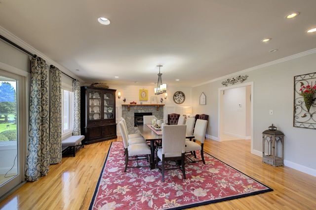 118 Saint Andrews Boulevard, Campobello, SC 29322