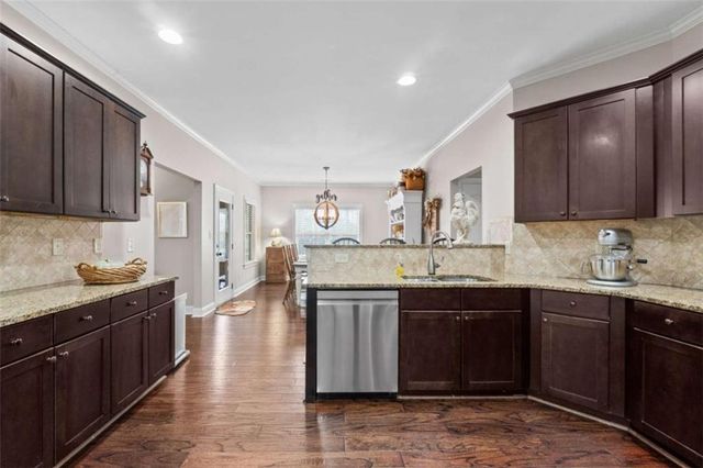 521 Timbercreek Estates Drive, Sharpsburg, GA 30277