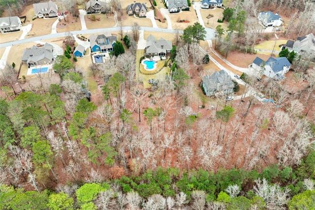 521 Timbercreek Estates Drive, Sharpsburg, GA 30277