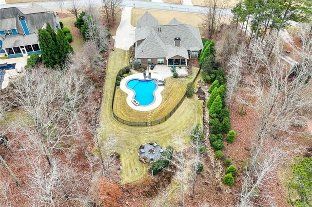 521 Timbercreek Estates Drive, Sharpsburg, GA 30277