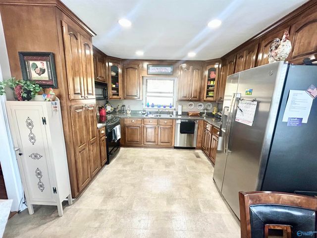 1217 Knight Drive, Gadsden, AL 35904