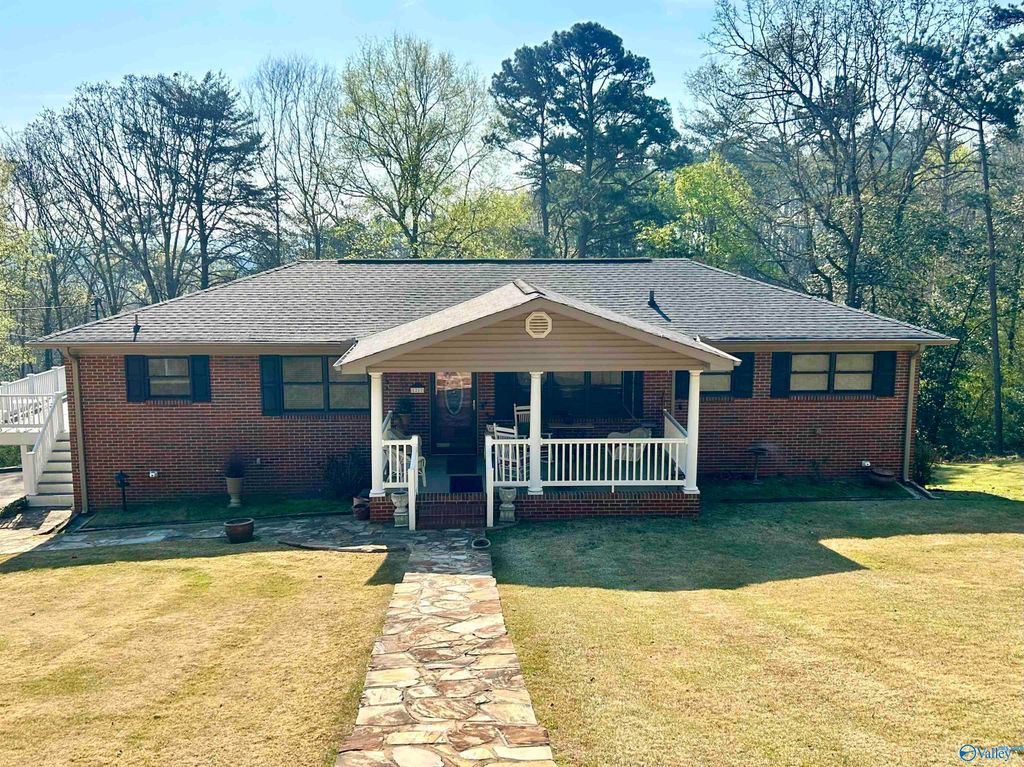 1217 Knight Drive, Gadsden, AL 35904