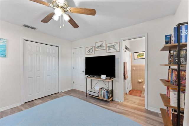 5302 S HIMES AVENUE, Tampa, FL 33611