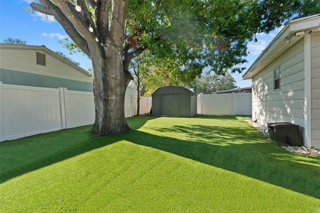 5302 S HIMES AVENUE, Tampa, FL 33611