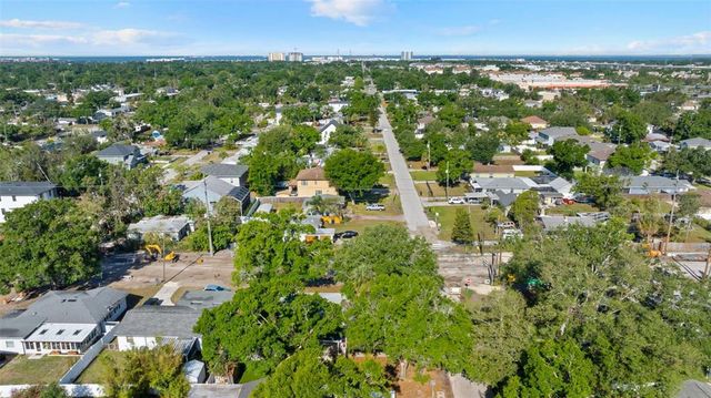 5302 S HIMES AVENUE, Tampa, FL 33611