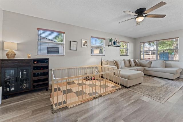 5302 S HIMES AVENUE, Tampa, FL 33611