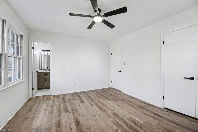 438 Knightwood Court, Kernersville, NC 27284